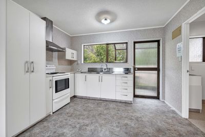 59/5 Brecon Road, Stratford, Taranaki | Tall Poppy 