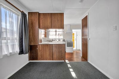 102 Brecon Road, Stratford, Taranaki | Tall Poppy 