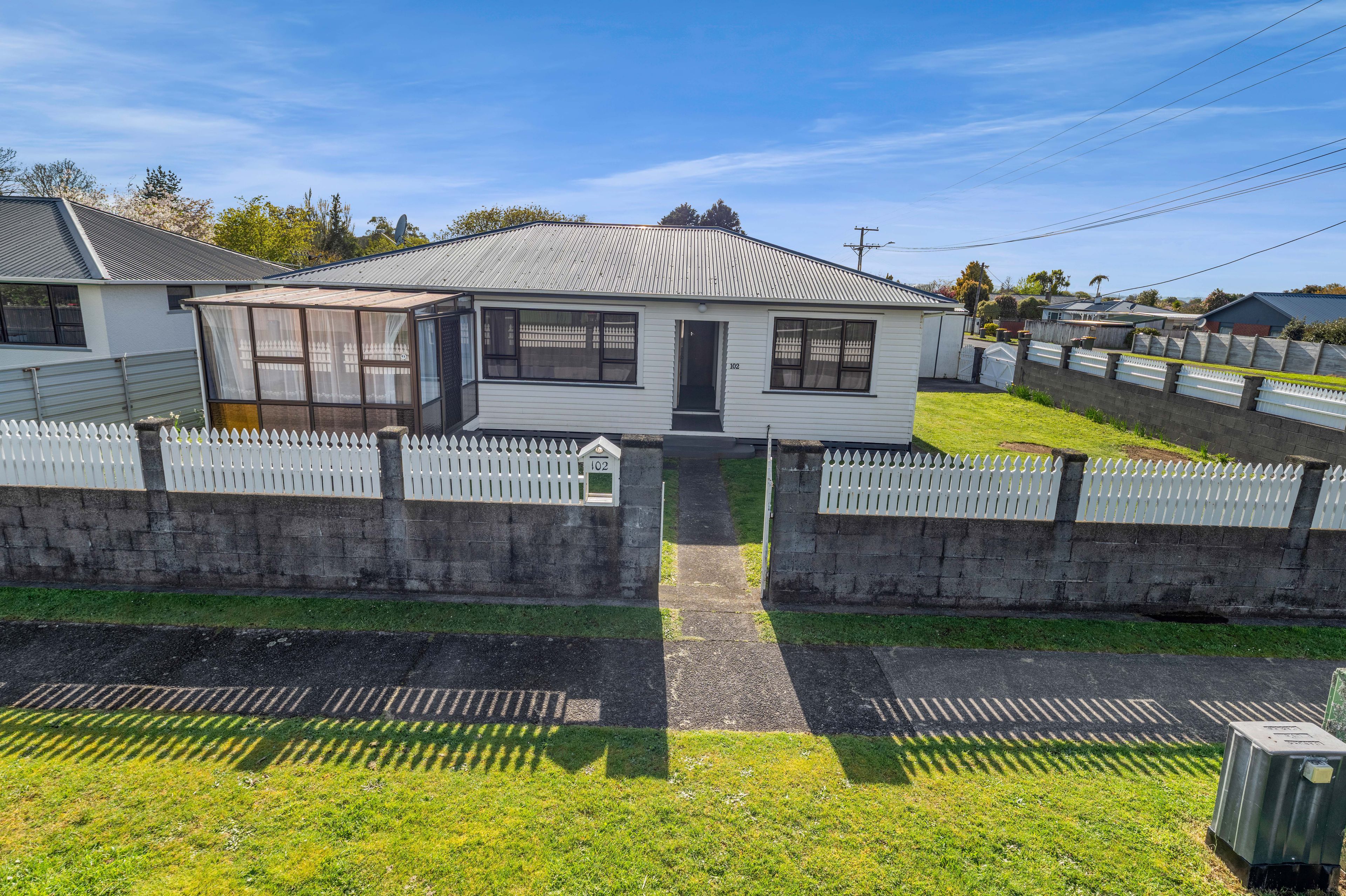 102 Brecon Road, Stratford, Taranaki | Tall Poppy