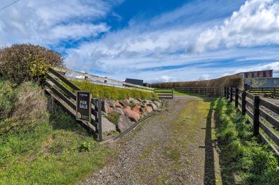 376 Monmouth Road, Stratford, Taranaki | Tall Poppy 