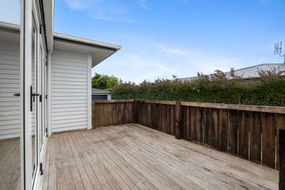 160 Regan Street, Stratford, Taranaki | Tall Poppy 