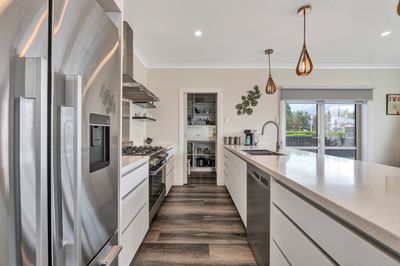5 Pembroke Road West, Stratford, Taranaki | Tall Poppy 