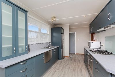 53 Cloten Road, Stratford, Taranaki | Tall Poppy 