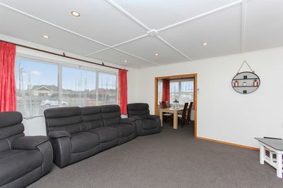 53 Cloten Road, Stratford, Taranaki | Tall Poppy 