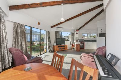 152B Regan St, Stratford, Taranaki | Tall Poppy 