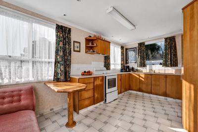 44 Percy Avenue, Stratford, Taranaki | Tall Poppy 