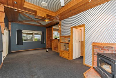 130 Regan St, Stratford, Taranaki | Tall Poppy 