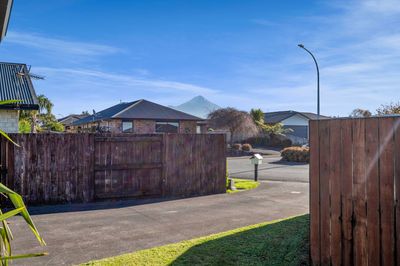 40 Montague Grove, Stratford, Taranaki | Tall Poppy 