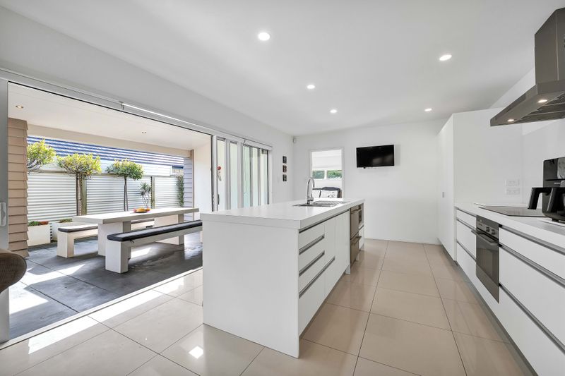 16 Egmont Street, Patea, South Taranaki