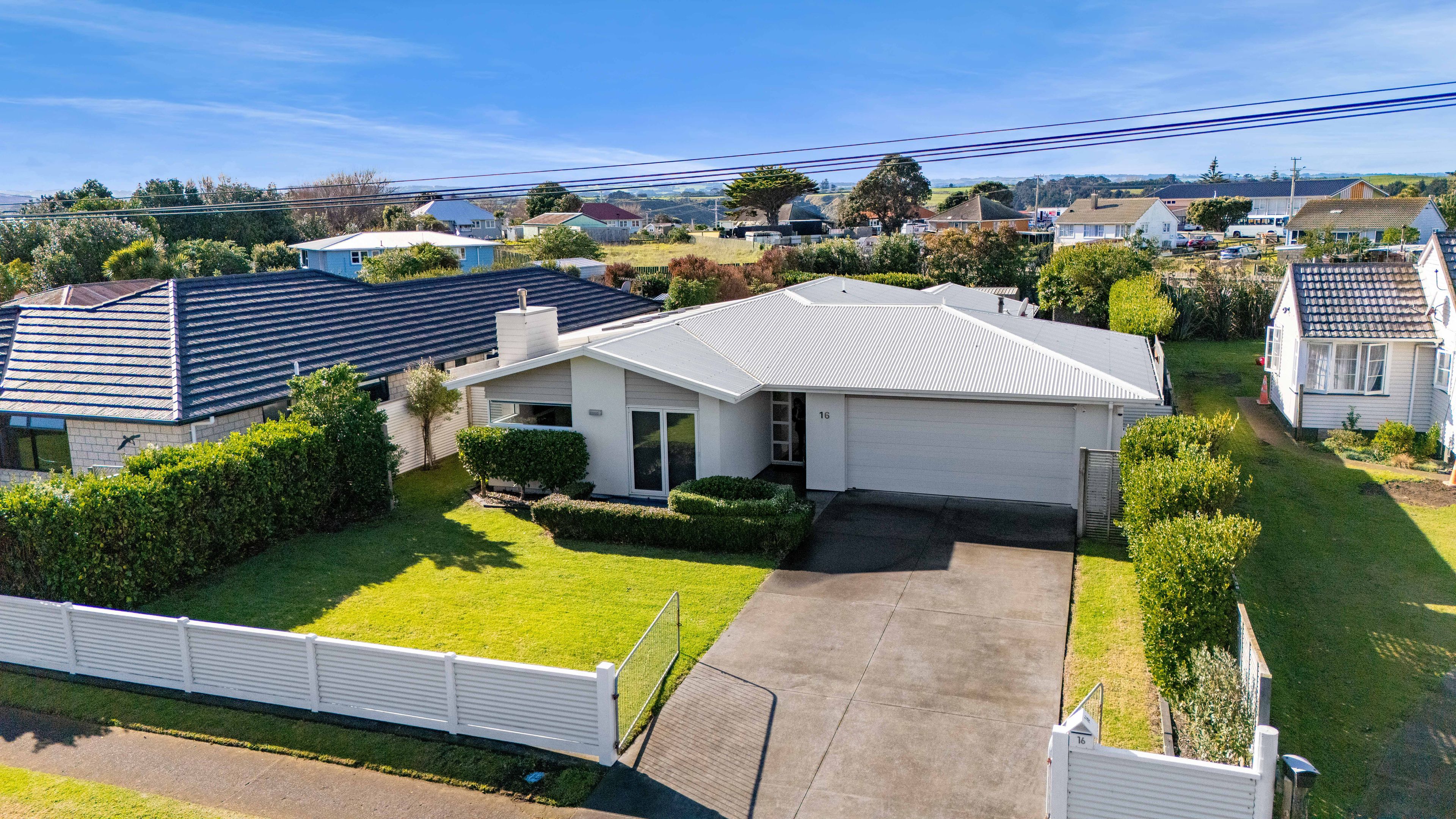 16 Egmont Street, Patea, South Taranaki, Taranaki | Tall Poppy