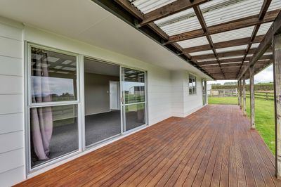 144 Victoria Road, Stratford, Taranaki | Tall Poppy 