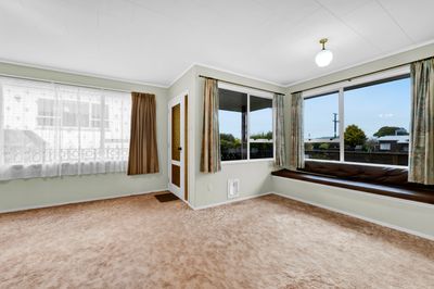17A Hamlet Street, Stratford, Taranaki | Tall Poppy 
