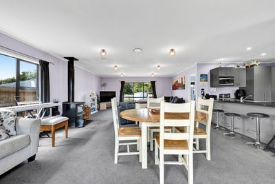 53 Seyton Street, Stratford, Taranaki | Tall Poppy 