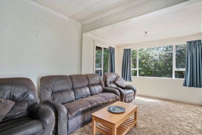 104 Hamlet St, Stratford, Taranaki | Tall Poppy 