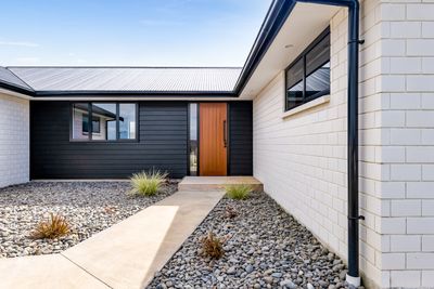 11 Midsummer Avenue, Stratford, Taranaki | Tall Poppy 