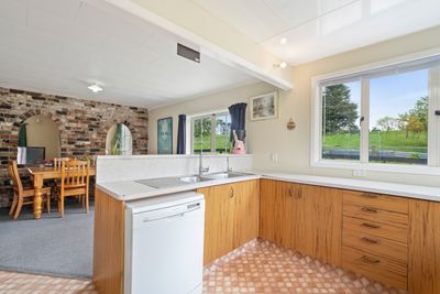 347 Standish Road, RD24, Stratford, Taranaki | Tall Poppy 