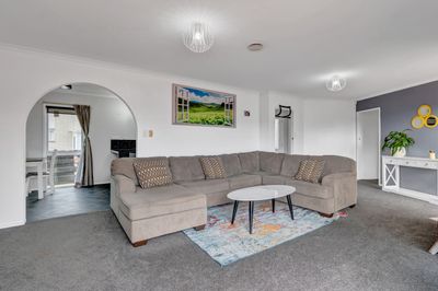 21 Oberon Street, Stratford, Taranaki | Tall Poppy 