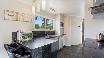 21 Oberon Street, Stratford, Taranaki | Tall Poppy 