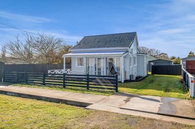 82 Railway Street, Eltham, South Taranaki, Taranaki | Tall Poppy 