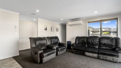 10 Biron Place, Stratford, Taranaki | Tall Poppy 