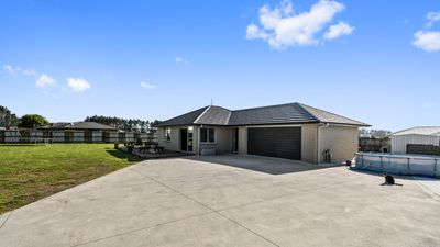 10 Biron Place, Stratford, Taranaki | Tall Poppy 