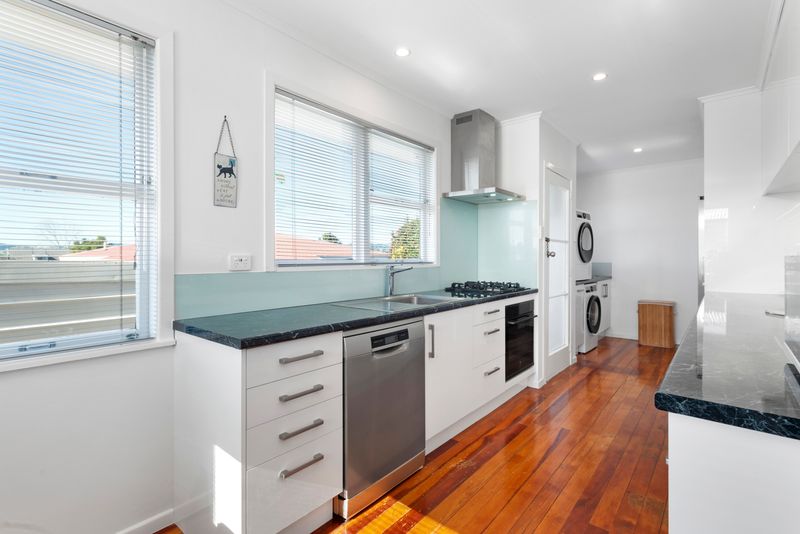 8 Simmonds Grove, Greerton, Tauranga