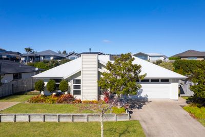 42 Mortlake Heights, Pyes Pa, Tauranga, Bay of Plenty | Tall Poppy 