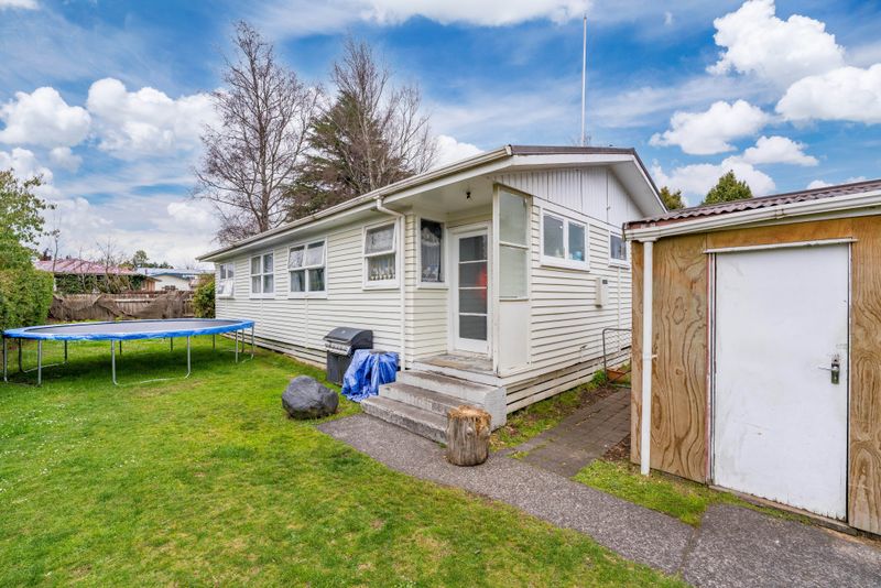 13 Te Rangitautahanga Road, Turangi, Taupo