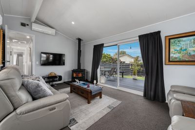 72 Hinekura Avenue, Taupo, Waikato | Tall Poppy 