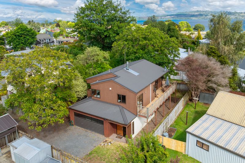 2/11 Kereru Street, Two Mile Bay, Taupo