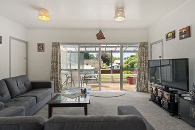 27 Glencorse Street, Tokoroa, Waikato | Tall Poppy 