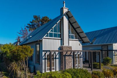 16B Tay Street, Ohakune, Ruapehu, Whanganui | Tall Poppy 