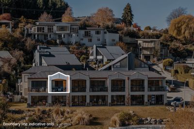 1F/17 Lakeside Road, Wanaka, Otago | Tall Poppy 