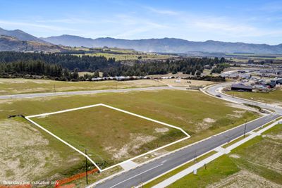 8 Lauderdale Lane, Wanaka, Otago | Tall Poppy 