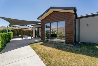 15 Matipo Street, Wanaka, Otago | Tall Poppy 
