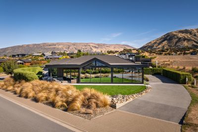 9 Ruby Ridge, Wanaka, Otago | Tall Poppy 