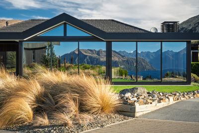 9 Ruby Ridge, Wanaka, Otago | Tall Poppy 