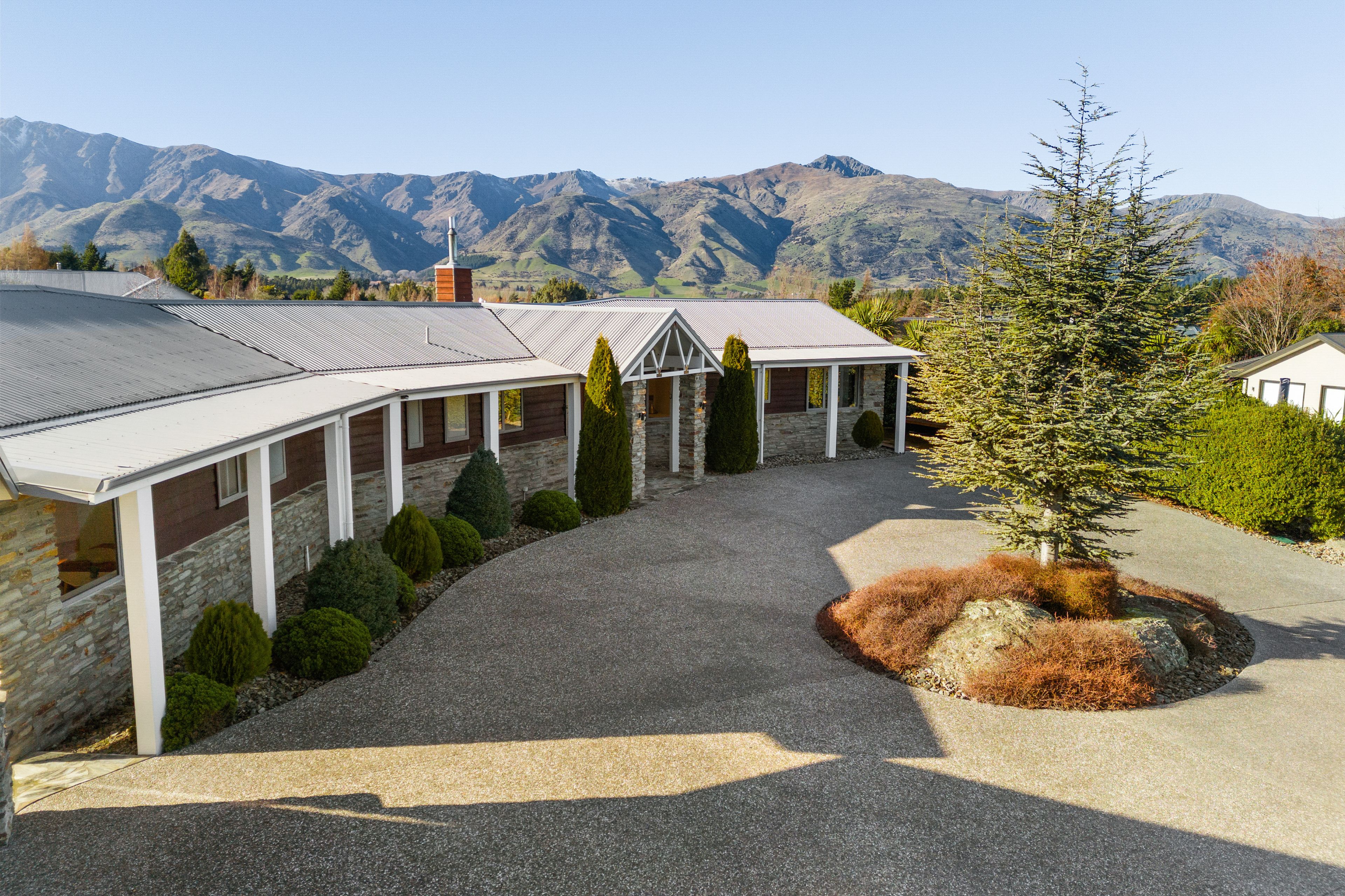 58 Nichol Street, Lake Hawea, Wanaka, Otago | Tall Poppy