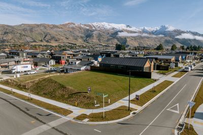 1 Mason Street, Wanaka, Otago | Tall Poppy 