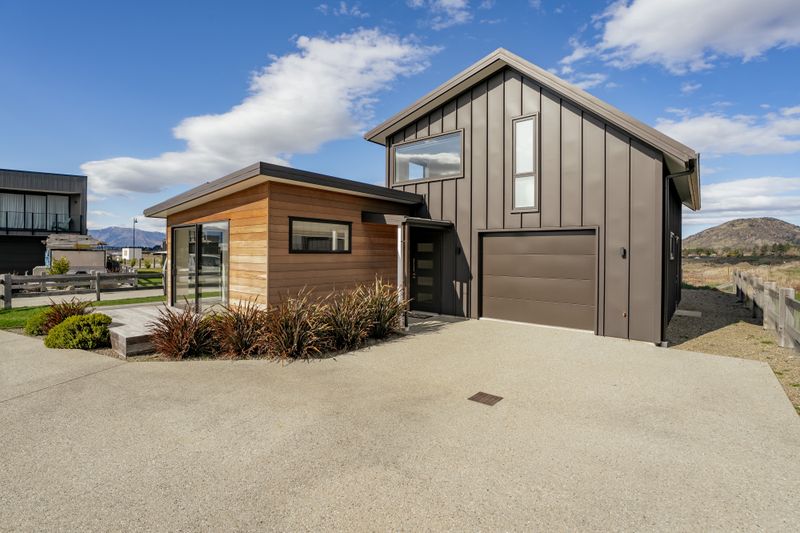 5 Wallace Place, Wanaka