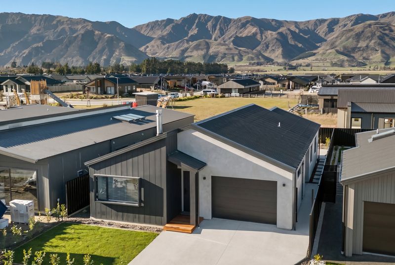 174 Burdon Loop, Lake Hawea, Wanaka