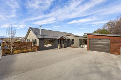 2 Percy Lane, Wanaka, Otago | Tall Poppy 
