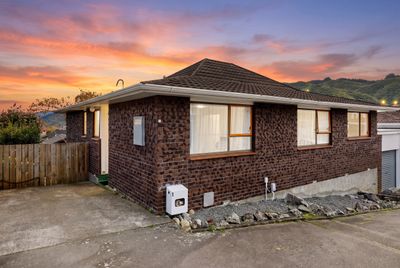 1/21a Roband Crescent, Brown Owl, Upper Hutt City, Wellington | Tall Poppy 