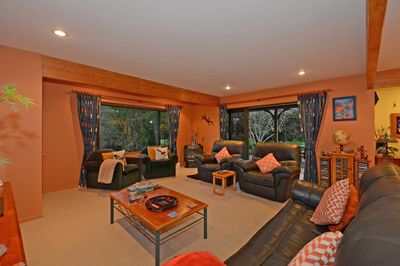 9 Malcolm Gillies Grove, Totara Park, Upper Hutt City, Wellington | Tall Poppy 