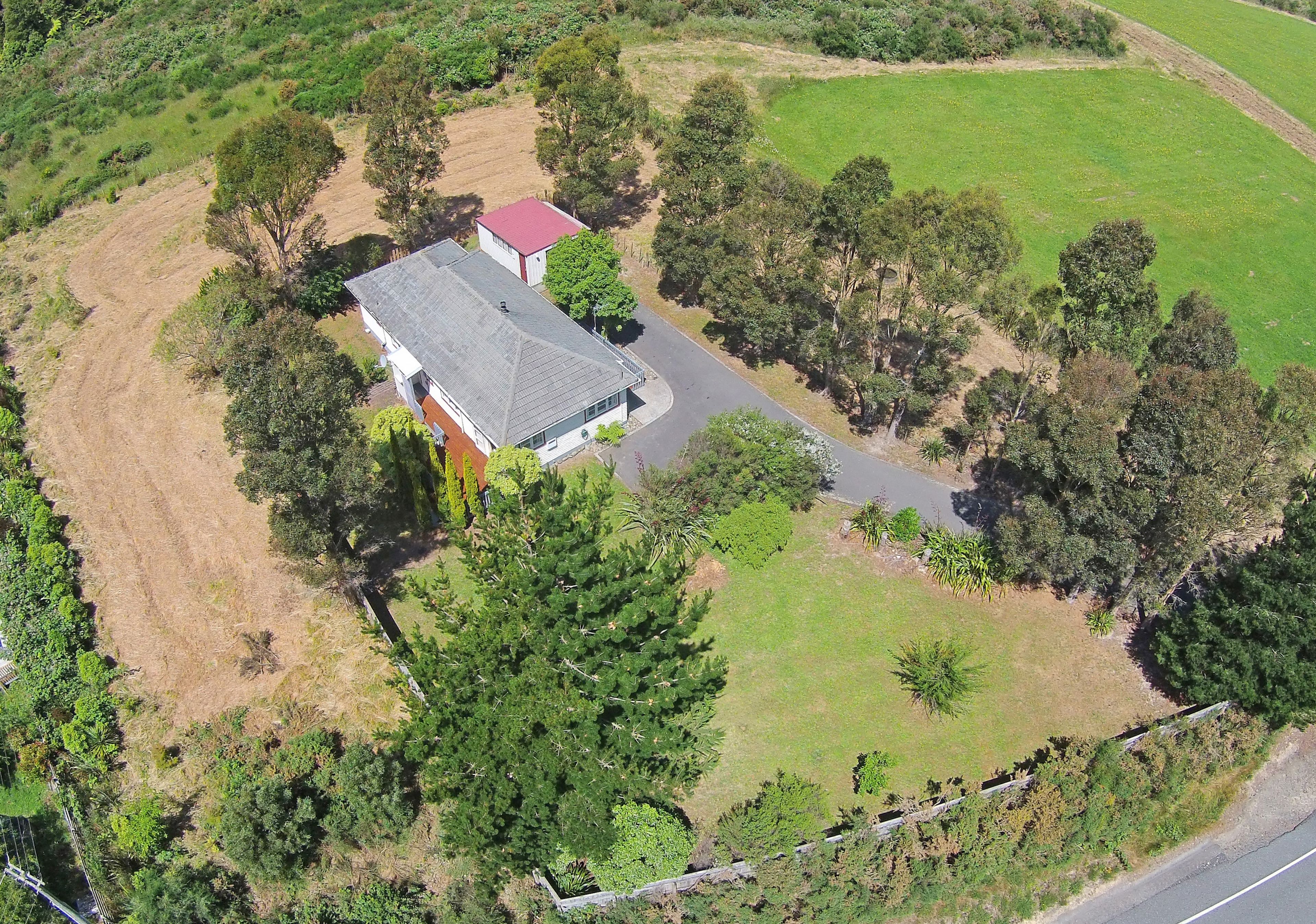 1095 Maymorn Road, Maymorn, Upper Hutt City, Wellington | Tall Poppy