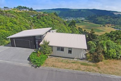 83 Mt Marua Way, Upper Hutt, Upper Hutt City, Wellington | Tall Poppy 