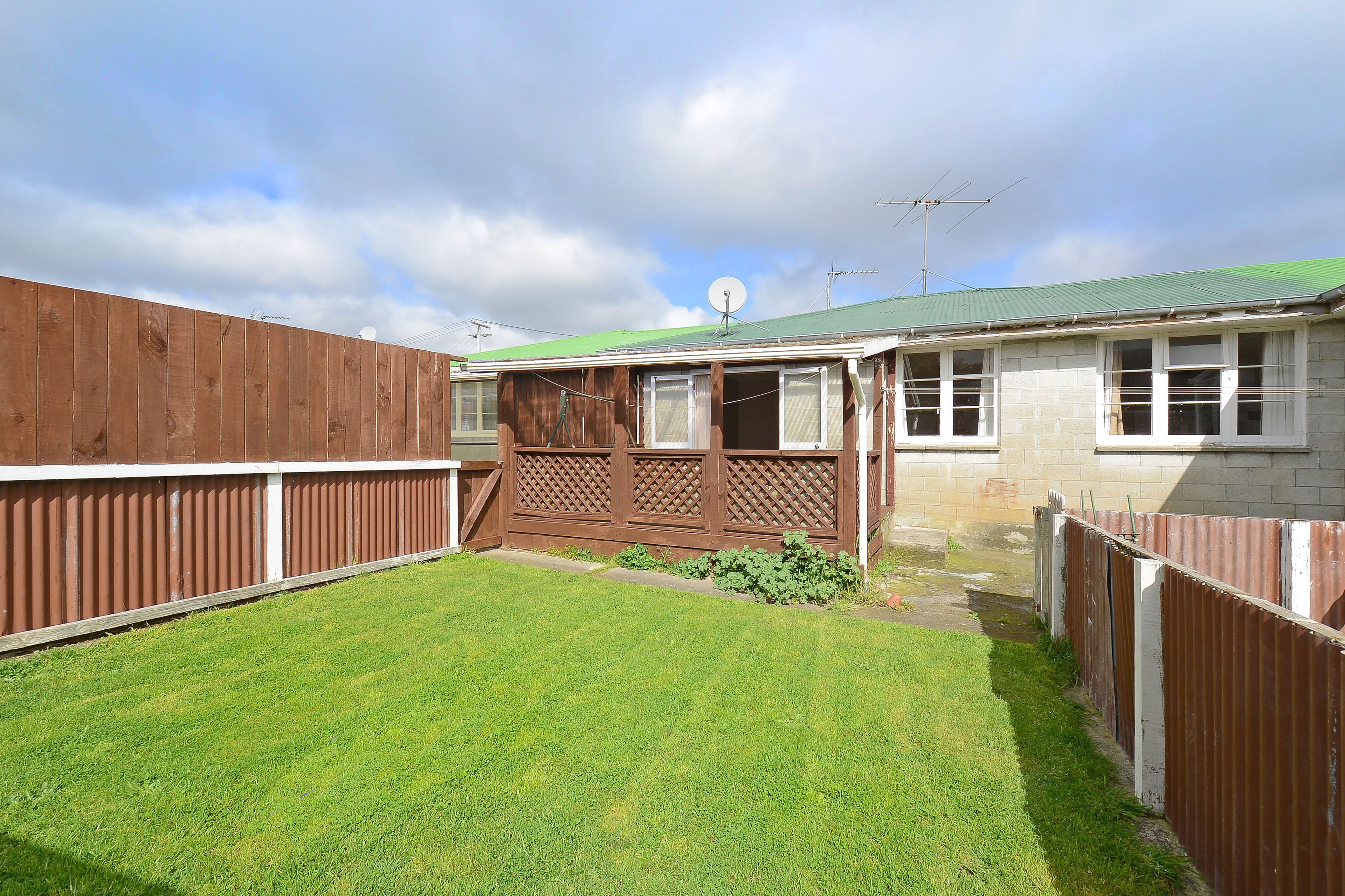 8/45 Pine Avenue, Ebdentown, Upper Hutt City, Wellington | Tall Poppy