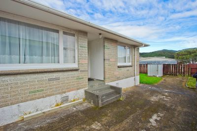 2/28 Petrie Street, Wainuiomata, Lower Hutt City, Wellington | Tall Poppy 