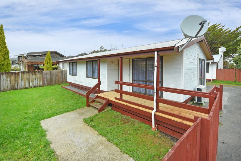 1/38A Gemstone Drive, Birchville, Upper Hutt City