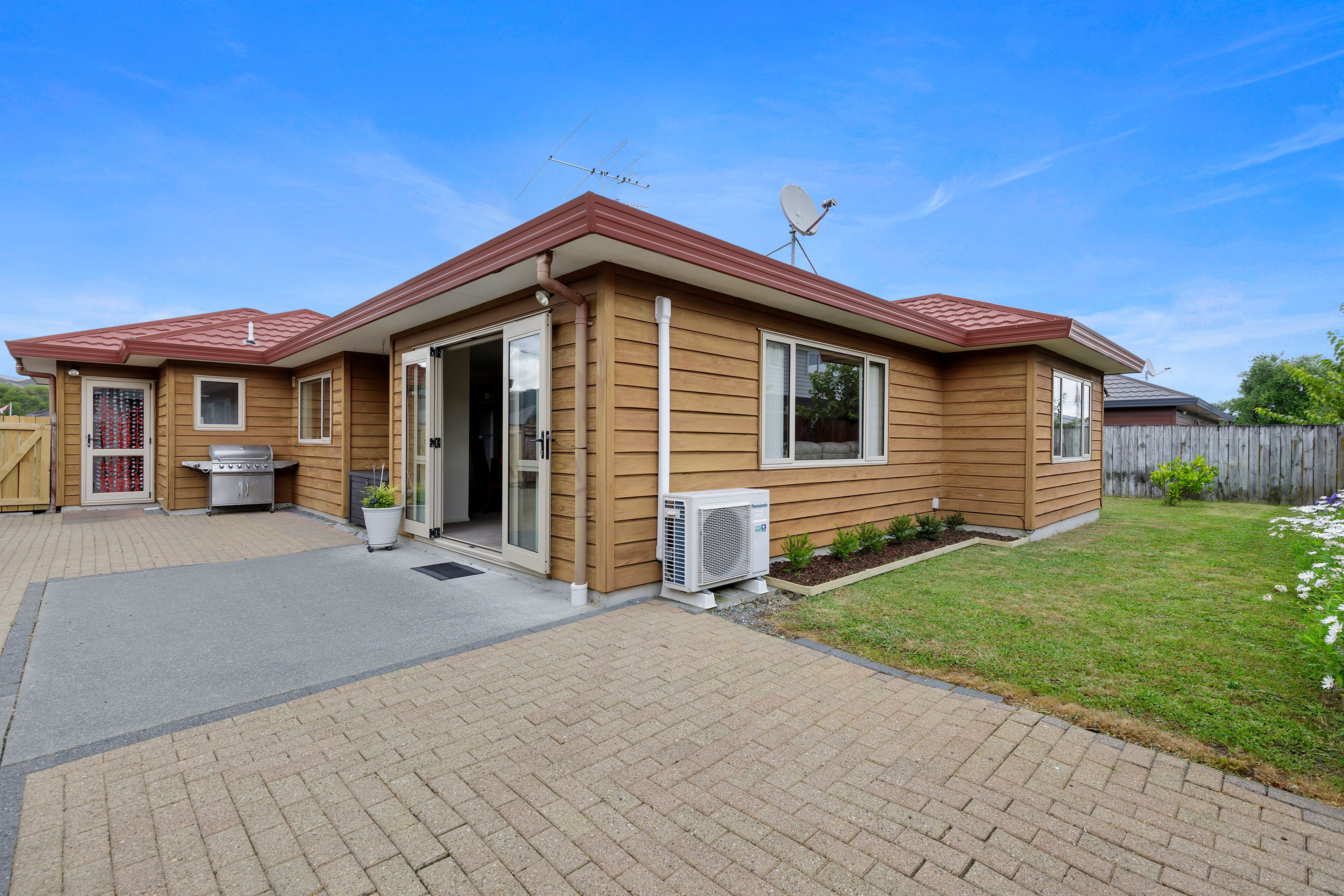 8 Louis Street, Trentham, Upper Hutt City, Wellington | Tall Poppy